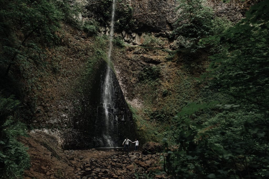 portland oregon elopement wedding photographer
