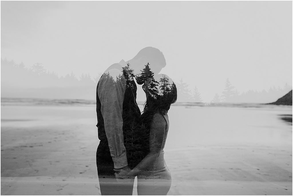 heceta head lighthouse beach elopement with oregon wedding photographer naomi levit