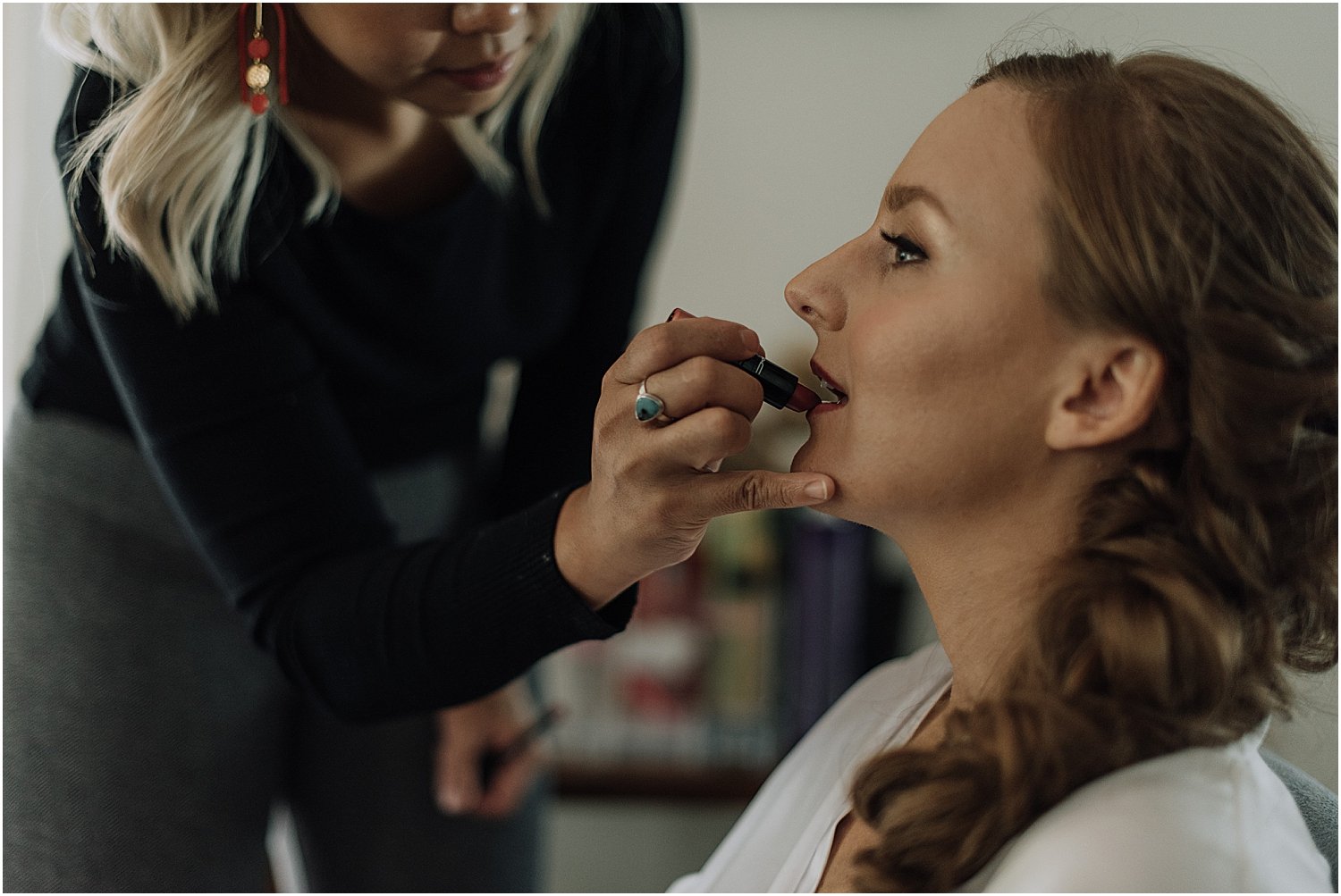 reagan and jared's dillon falls elopement in bend oregon with wedding photographer naomi levit