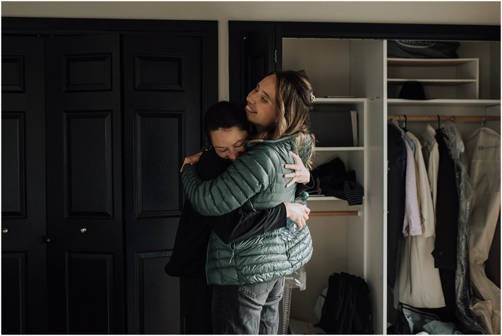 intimate spring desert wedding in bend oregon