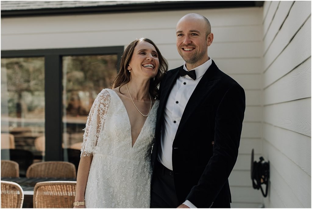 intimate spring desert wedding in bend oregon