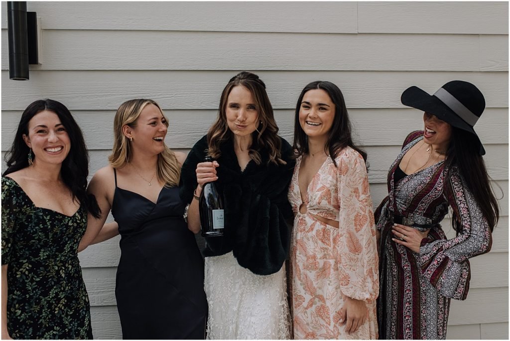 intimate spring desert wedding in bend oregon