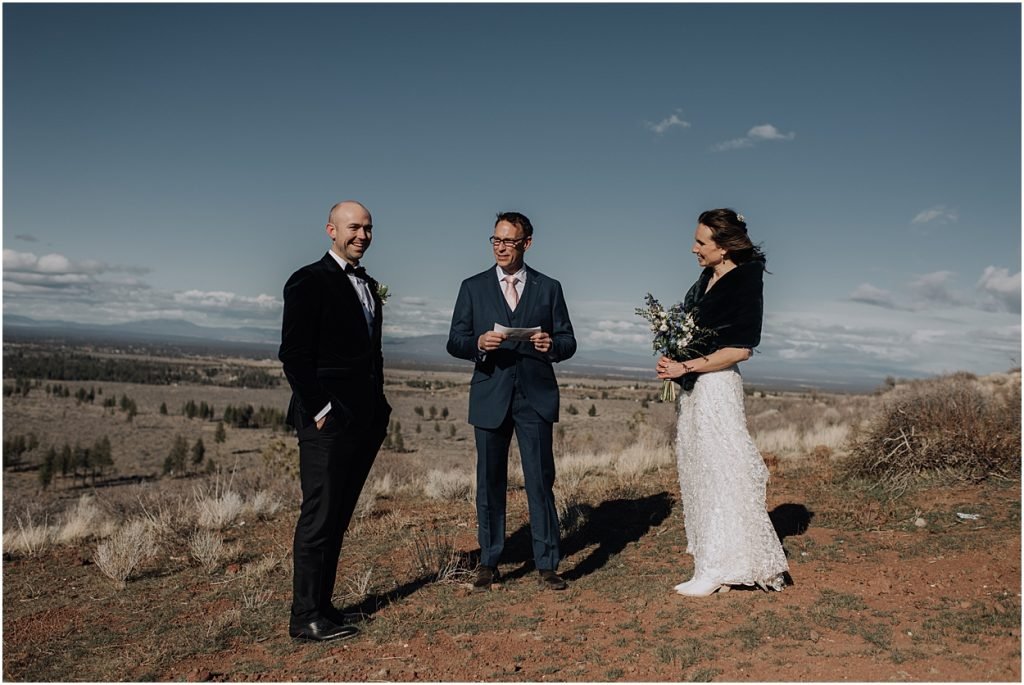 intimate spring desert wedding in bend oregon