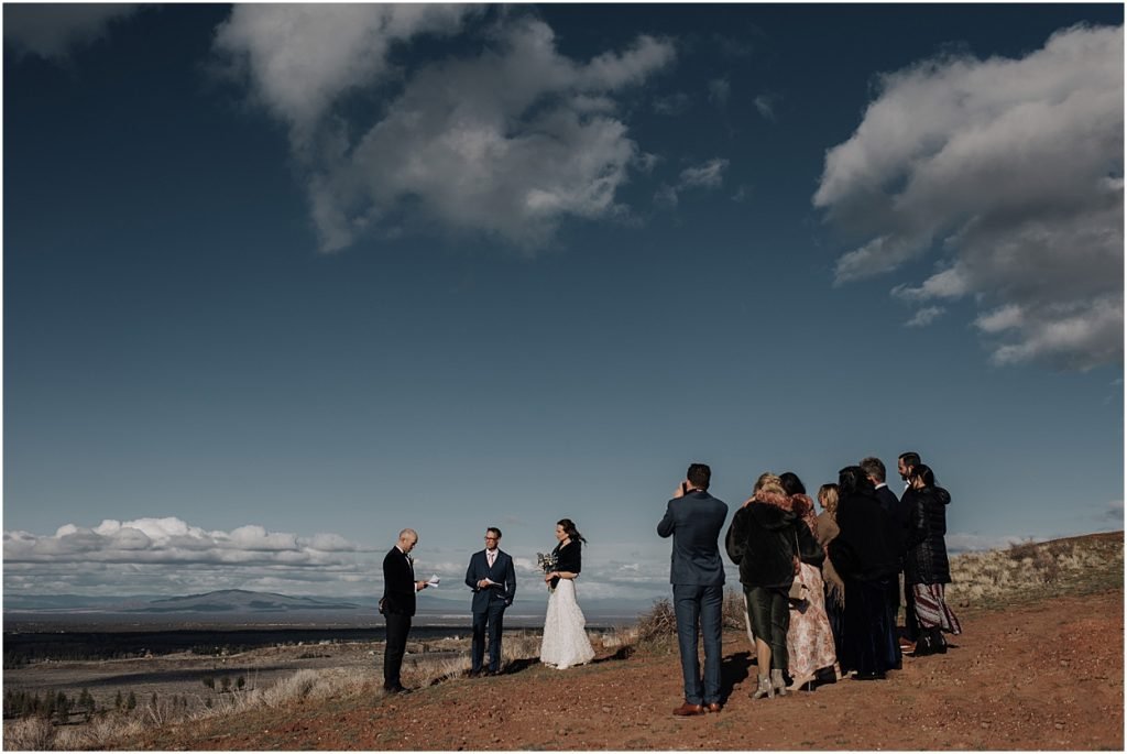 intimate spring desert wedding in bend oregon