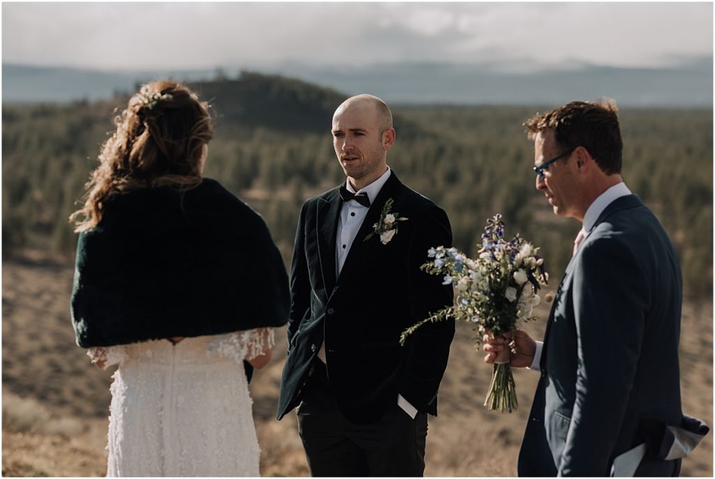 intimate spring desert wedding in bend oregon