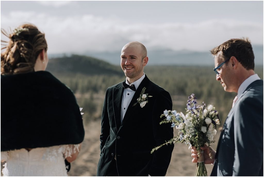 intimate spring desert wedding in bend oregon