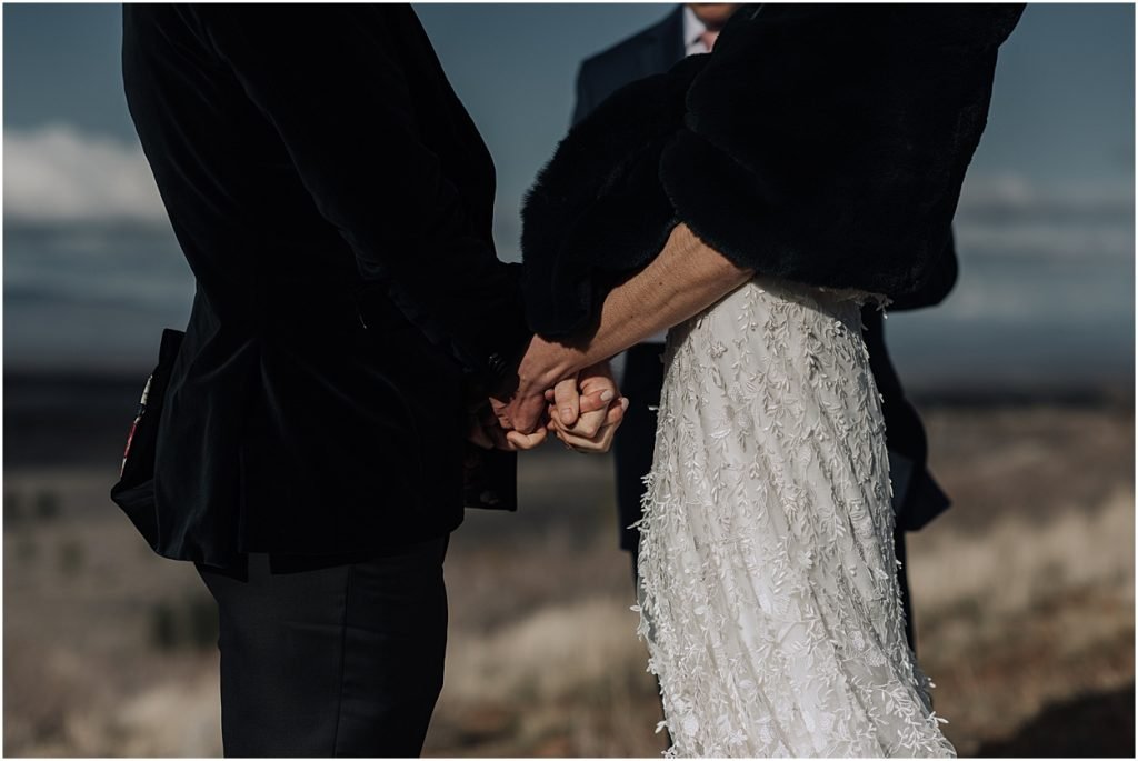 intimate spring desert wedding in bend oregon