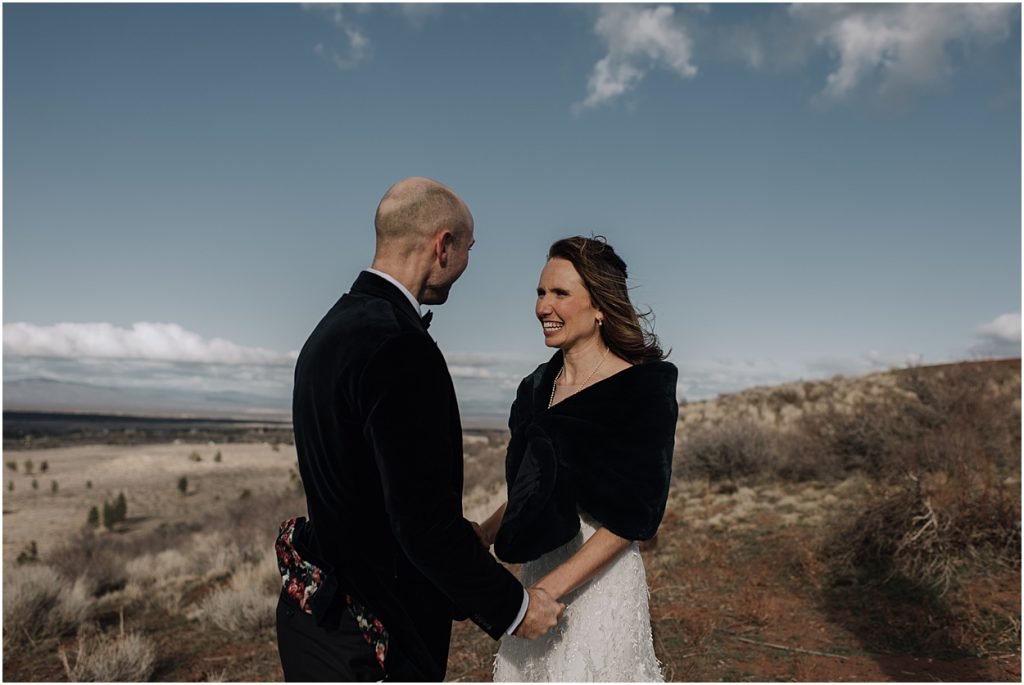intimate spring desert wedding in bend oregon