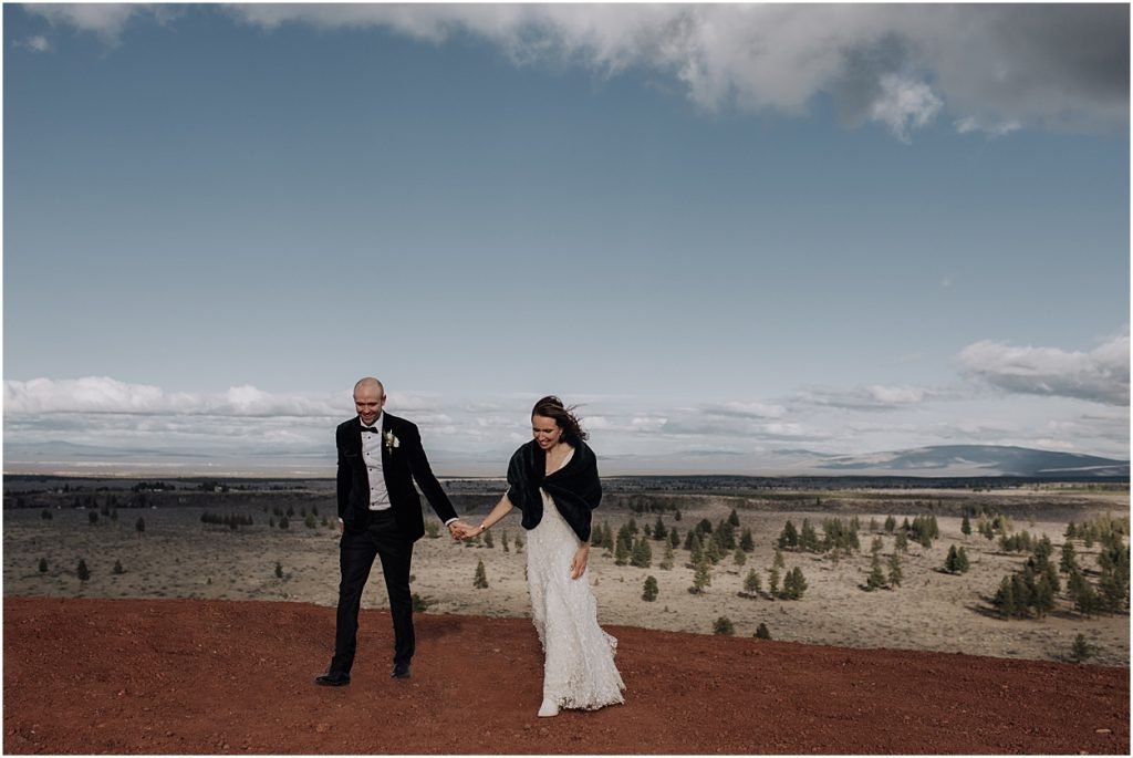 intimate spring desert wedding in bend oregon