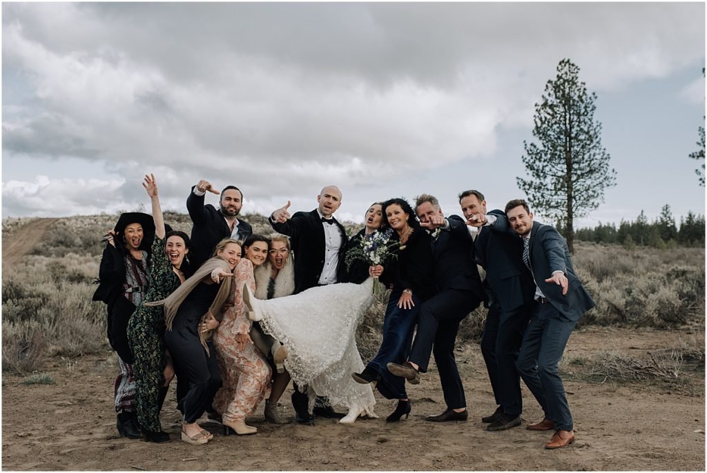 intimate spring desert wedding in bend oregon