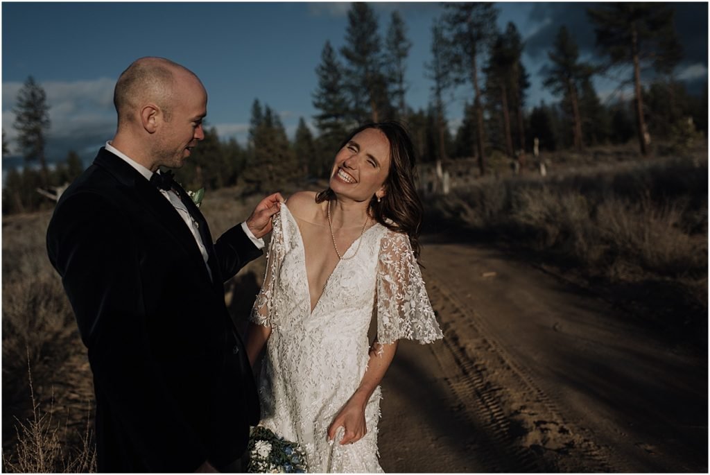 intimate spring desert wedding in bend oregon