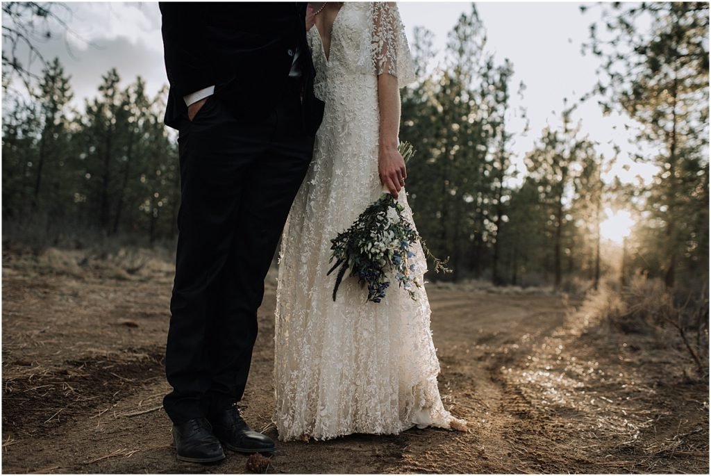intimate spring desert wedding in bend oregon