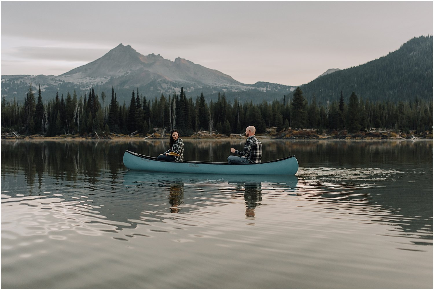 sunrise canoe elopement at sparks lake oregon
