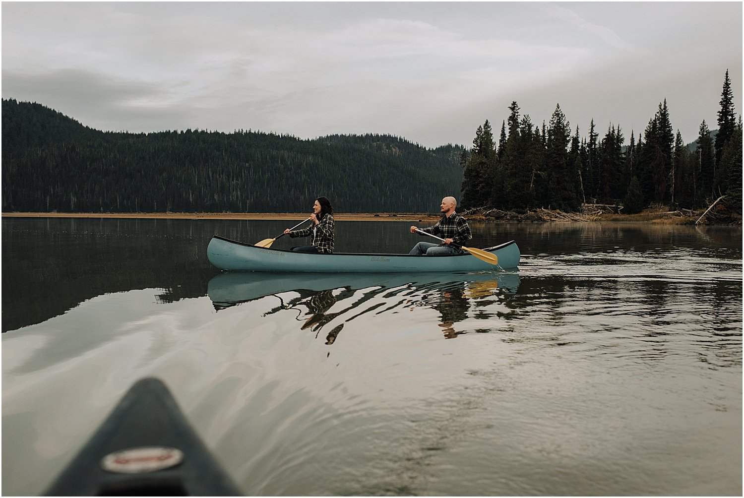sunrise canoe elopement at sparks lake oregon