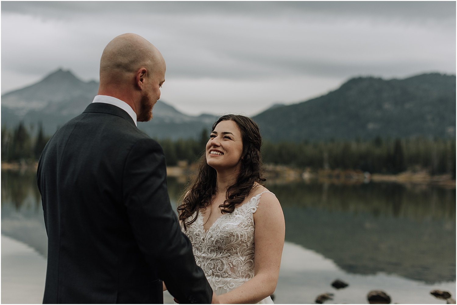 sunrise canoe elopement at sparks lake oregon