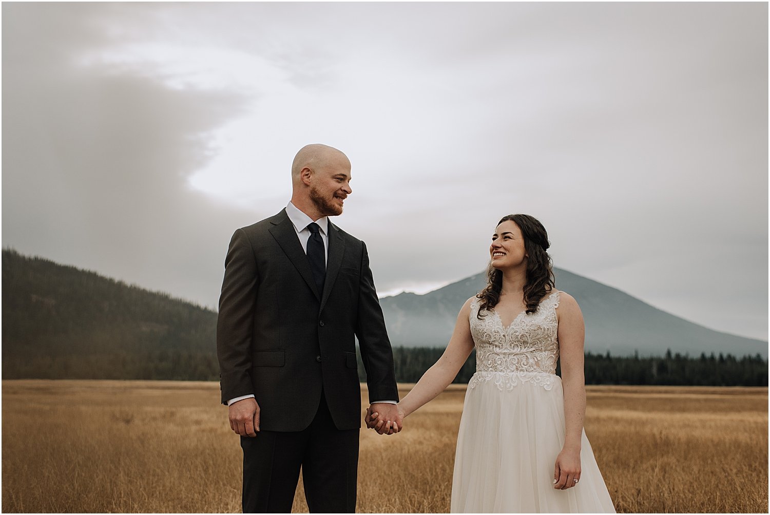 sunrise canoe elopement at sparks lake oregon