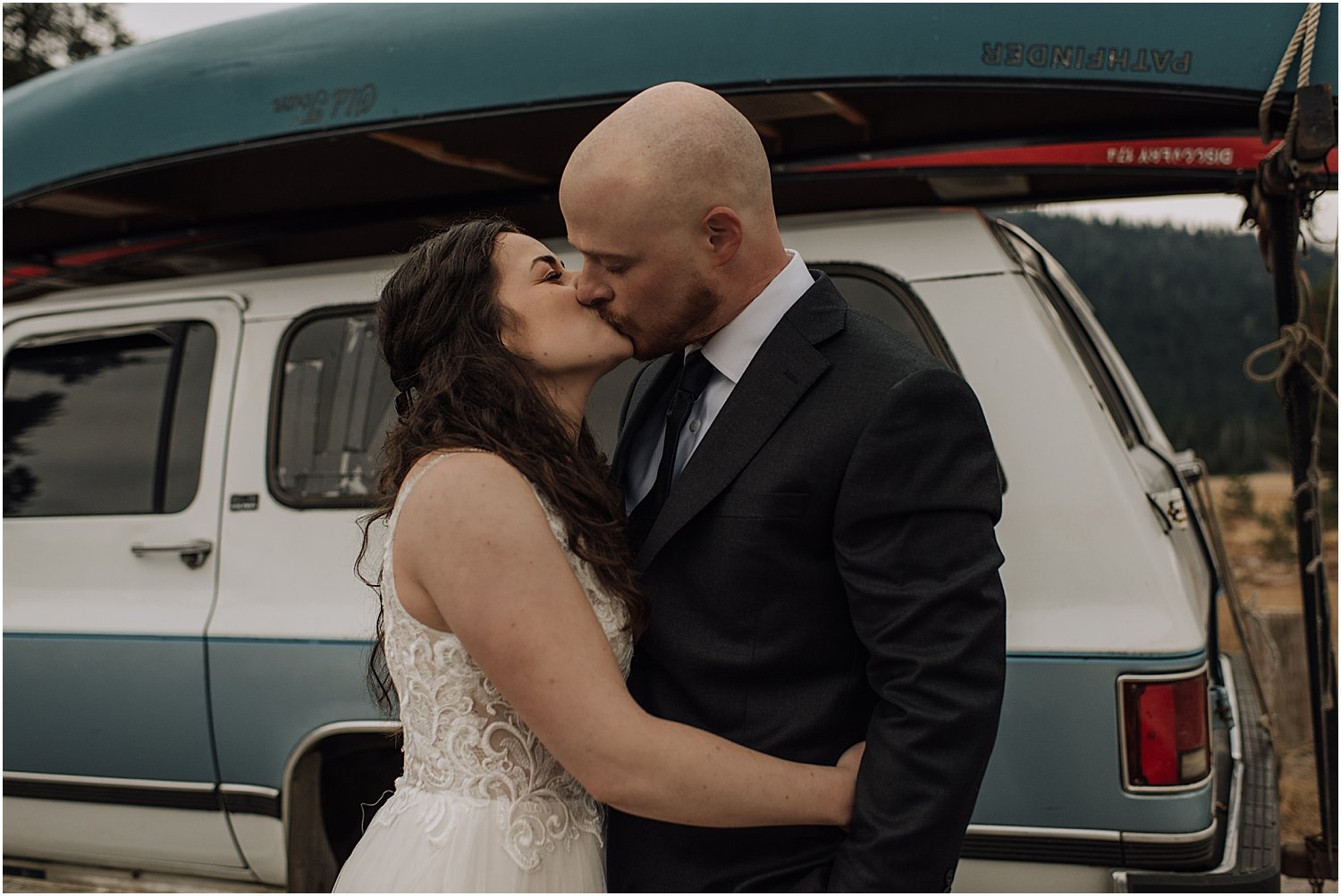 sunrise canoe elopement at sparks lake oregon