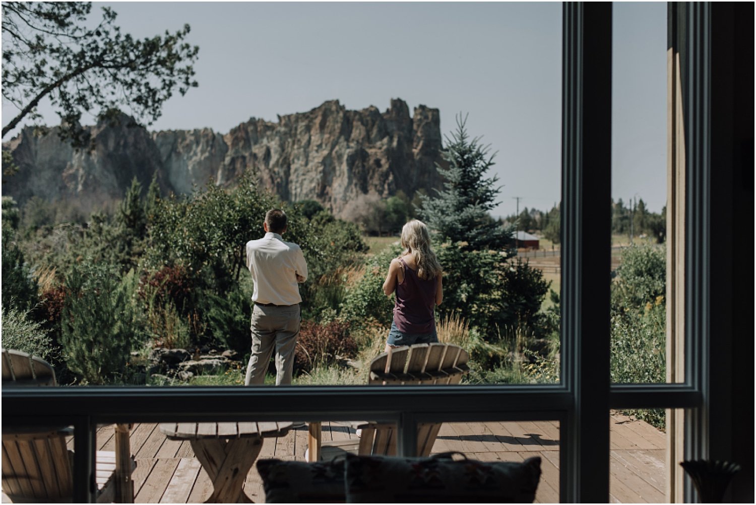 gorgeous intimate wedding at smith rock state park in central oregon