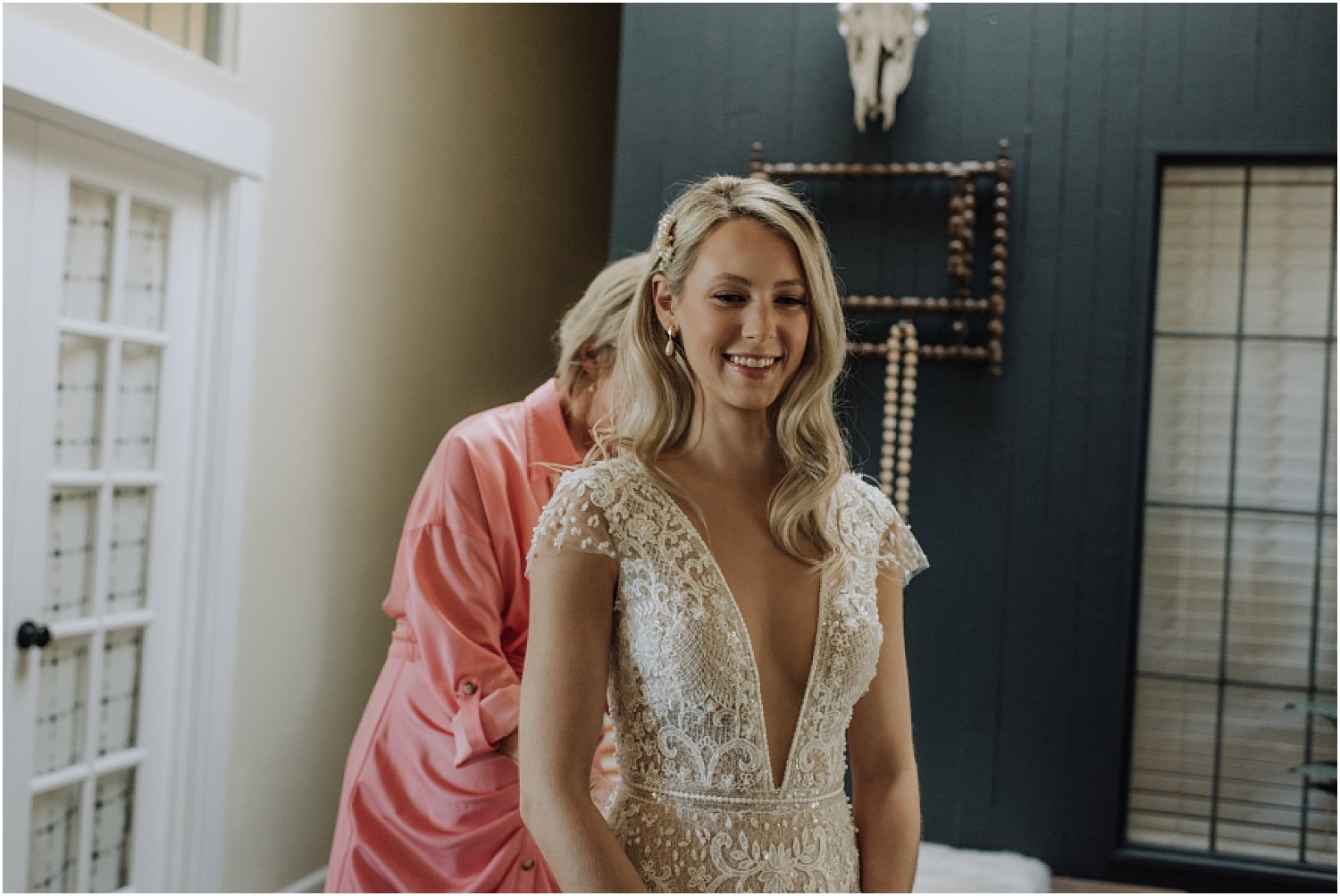 gorgeous intimate wedding at smith rock state park in central oregon