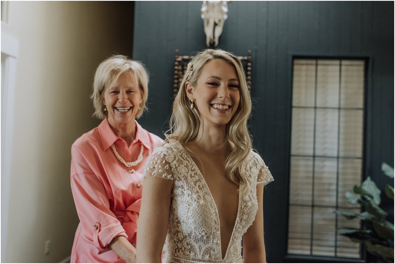 gorgeous intimate wedding at smith rock state park in central oregon