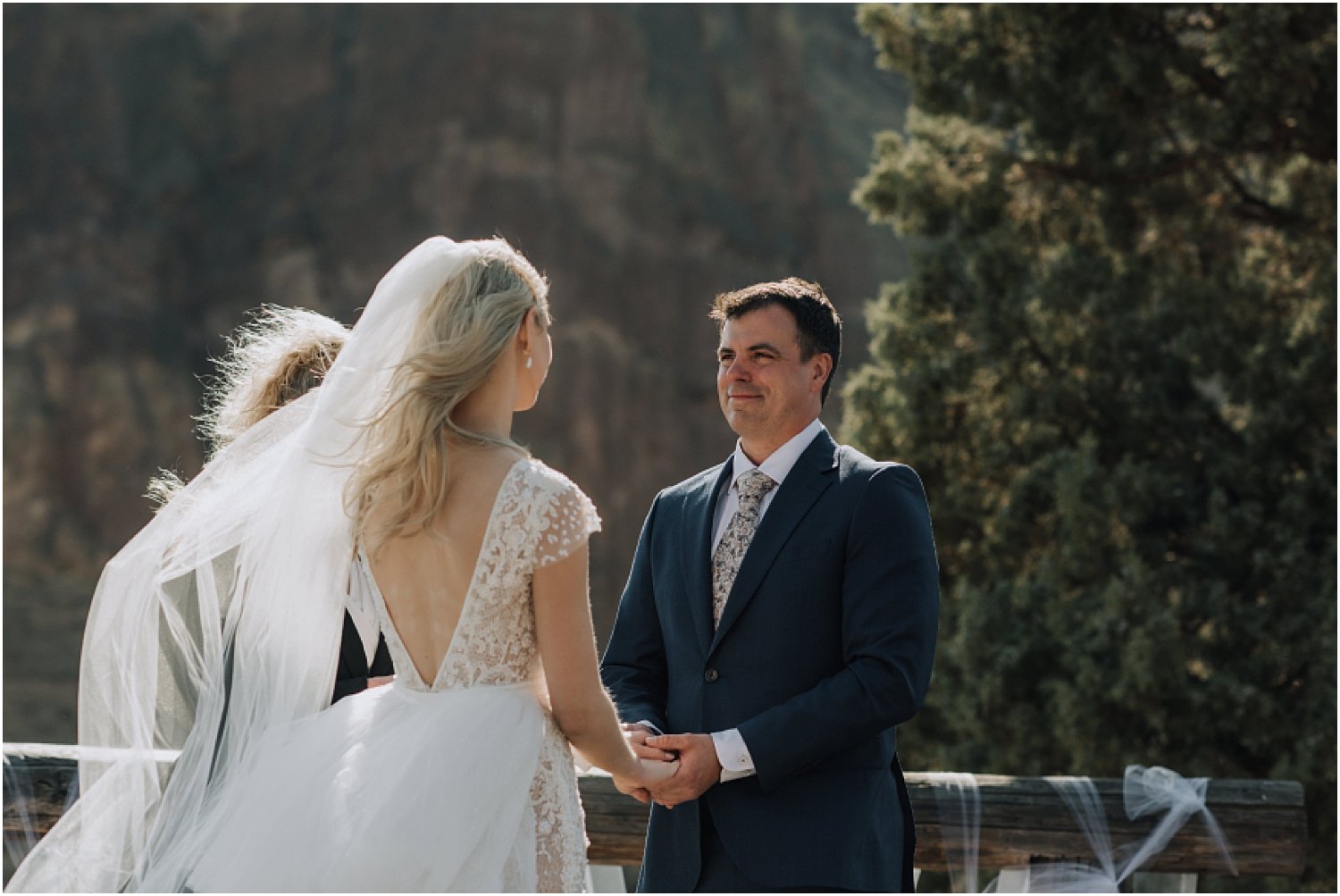 gorgeous intimate wedding at smith rock state park in central oregon