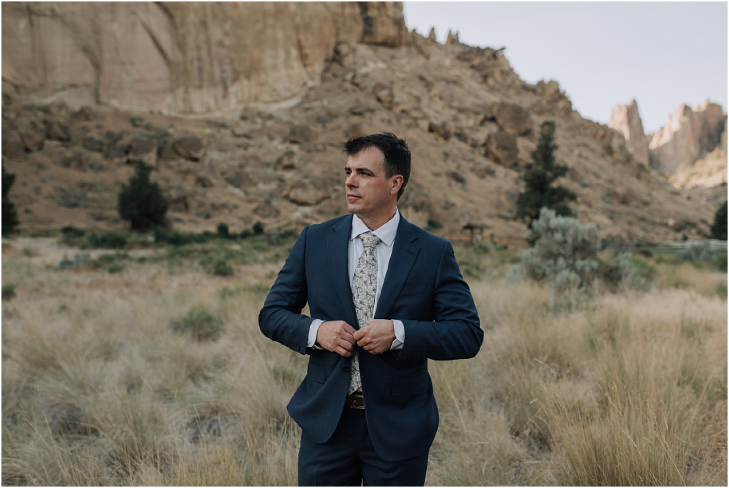 gorgeous intimate wedding at smith rock state park in central oregon