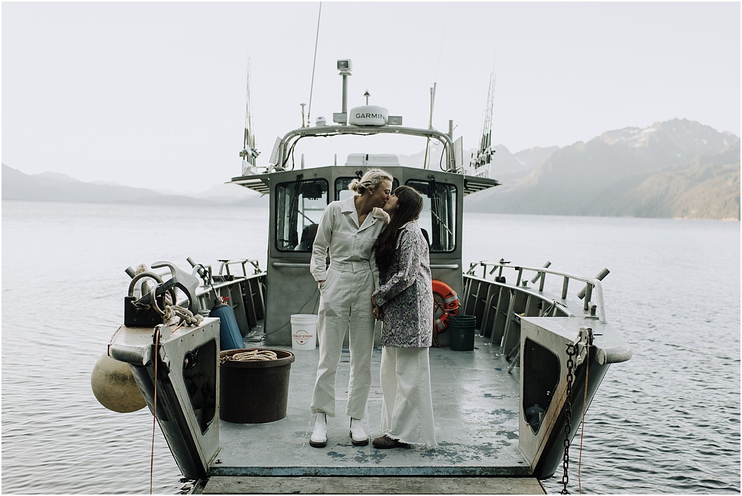 millers landing boat charter elopement in seward alaska