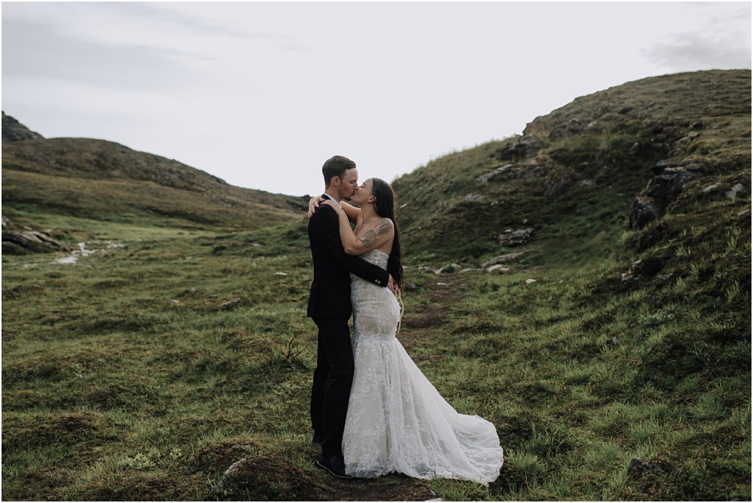 amazing hatcher pass alaska adventure elopement